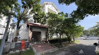 BIỆT THỰ GÓC 2 MẶT TIỀN VIEW SÔNG NGAY BẾN DU THUYỀN (KDC NAM LONG)