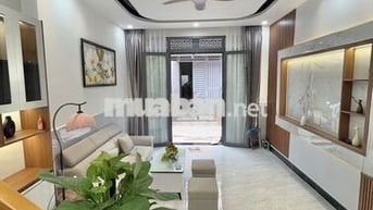 NHÀ ĐẸP LÊ ĐÌNH CẨN – NGAY TỈNH LỘ 10, SÁT KHU TÊN LỬA
