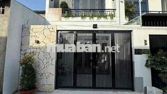 Gia đình tôi cần tiền cần bán căn nhà ngã xã mỹ hạnh nam