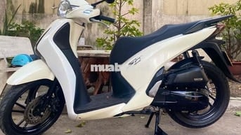 Honda SH Trắng Việt Nam