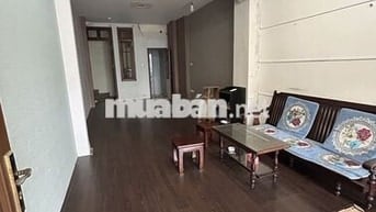 Chính chủ cho thuê mặt bằng 30m² tầng 1 mặt đường Hoàng Hoa Thám