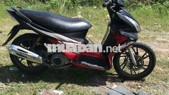 Suzuki Hayate Thái Lan màu Đỏ Đen