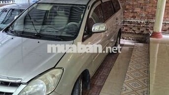 Toyota Innova 2008 Bạc Số sàn 425.509 km