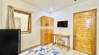 PHÒNG FULL NỘI THẤT GIÁ HẤP DẪN GẦN CHỢ NGUYỄN VĂN TRỖI