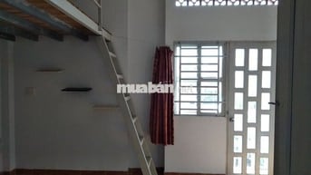 Cho thuê phòng trọ mới đẹp có ban công ở Quận Tân Bình.