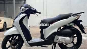 Honda SH125 Ý Trắng số máy 1059 xe đẹp nguyên rin