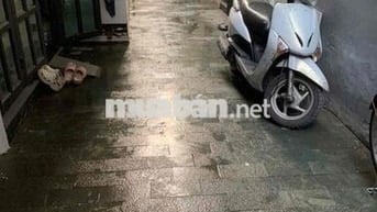 chính chủ cần bán nhà thôn cổ điển A tứ hiệp thanh trì