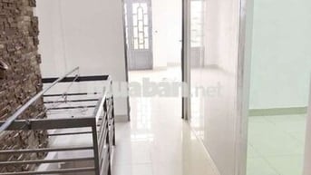 SIÊU PHẨM 2PN BAN CÔNG GẦN CHỢ ĐẦU MỐI