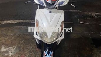 Yamaha Luvias 2012 Trắng