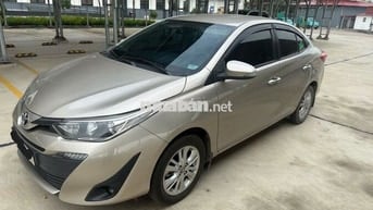 Toyota Vios Vàng cát 5 chỗ Xăng
