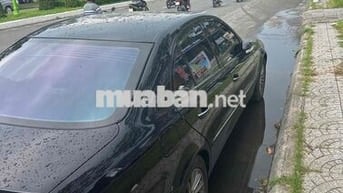 Mercedes-Benz E200 Đen Xăng
