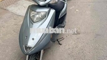 Suzuki 2023 màu Bạc đã sử dụng