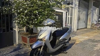 Honda Lead Fi 110 máy êm cốp rộng