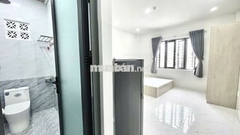 PHÒNG TRỌ QUẬN 12 ĐẸP MỚI XÂY CỬA SỔ TRỜI 25M2 GẦN IUH