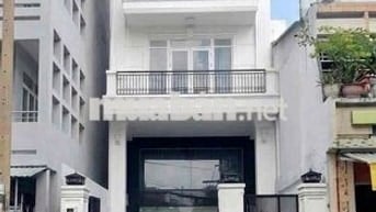 NHÀ MỚI ĐẸP TRẮNG SANG  - 391B Tô Hiến Thành, Q10 - Dt 5x20, 3 tầng