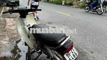 Honda Dream 100cc Trắng