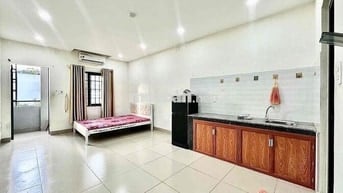 STUDIO SIÊU RỘNG CÁCH AEON TÂN PHÚ 550 MÉT CÓ SẴN MÁY LẠNH BẾP DÀI
