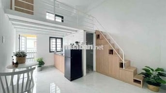 DUPLEX CÓ BAN CÔNG CỬA SỔ SIÊU THOÁNG NGAY VÒNG XOAY CỐNG QUỲNH