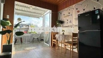 CHO THUÊ PHÒNG CỰC CHILL BAN CÔNG VIEW BITEXCO NGAY TRUNG TÂM QUẬN 1