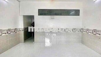 Nhà trệt nguyên căn 5x18m 02phòng sẵn 1máy lạnh hẻm 388 Nguyễn Văn Cừ