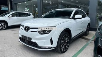 Vinfast VF8 Plus 2023 Trắng CHÍNH HÃNG