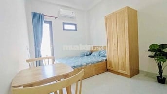 Cho thuê phòng 35m2 ban công ngay Nơ Trang Long gần chợ Bà Chiểu, Q1