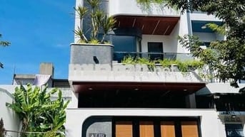 chính chủ cần bán nhà đẹp 3 tầng mới, full nội thất tại Hoà Xuân