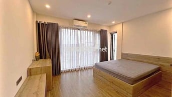 Cho thuê căn hộ dịch vụ 1 phòng ngủ full nội thất ban công máy giặt.