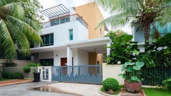 Cho thuê biệt thự Riviera An Phú, 300m2 đất, 3 tầng, 4PN + 4WC, 2 bếp