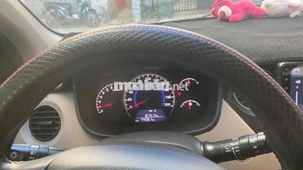 Hyundai i10 44000 km màu Đỏ