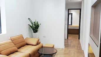 Bán căn hộ tầng 3 biệt thự pháp cổ 3 phòng ngủ phố Hoàng Hoa Thám