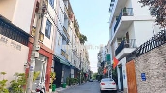 CG: BÁN NHÀ 3 LẦU ĐẸP ĐƯỜNG NHỰA LỚN PHƯỜNG HIỆP THÀNH QUẬN 12