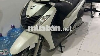 Honda SH Trắng