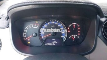 Hyundai Grand i10 Trắng 292.667 km