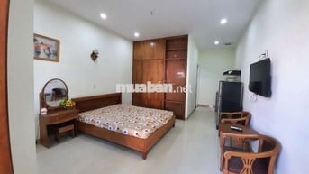 Căn hộ tầng 1 tiện nghi gần bãi tắm Sơn Thủy