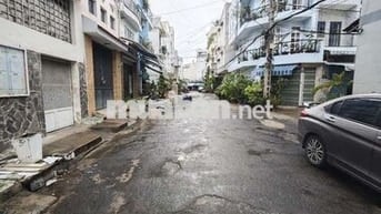 NHÀ HẺM XE HƠI - 1 LẦU - 2PN , 2WC