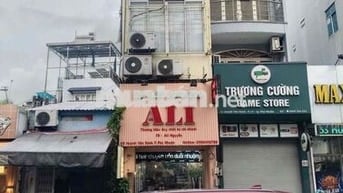 BÁN NHÀ MẶT TIỀN HUỲNH VĂN BÁNH, P. PHÚ NHUẬN. TPHCM  Giá 10TY7  Dt: 4