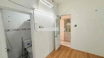 CHỈ 2tr5 1 căn studio có máy lạnh sẵn và lót sàn tone sáng