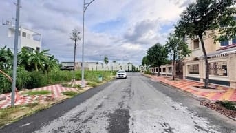 2 TỶ 750 CHO NỀN HỒNG LOAN 5C QUÁ RẺ - SỔ HỒNG SANG TÊN
