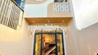 Bán nhanh nhà lầu mới xây gần Golf Long Thành