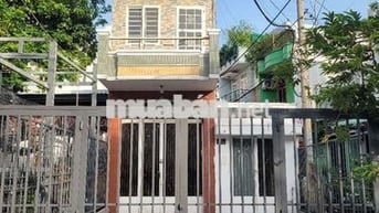 Cho thuê nhà 2 tầng mặt tiền Kênh Tân Hóa 