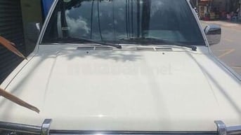 Mitsubishi Pajero V31 2000 2.4 2 cầu Trắng 15 vạn