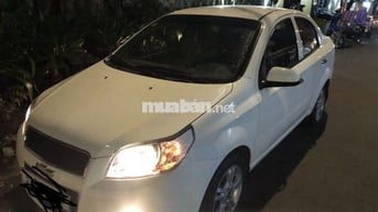 Chevrolet Aveo LT Trắng