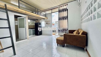 PHÒNG GÁC BAN CÔNG 30m2 - FULL NỘI THẤT - LÊ VĂN SỸ