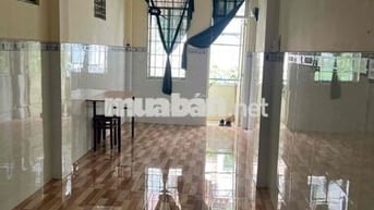 Cho thuê nhà lầu 1 có ban công