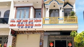 CHÍNH CHỦ CHO THUÊ NHÀ KHU PHÚ HỒNG ĐẠT BÌNH CHUẨN 36 . 1 TRỆT 2 LẦU 