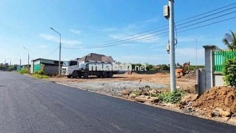980 triệu DT đến 147.7m² bán cụm đất đầu tư 1 sẹc đường HL15 rộng 32m