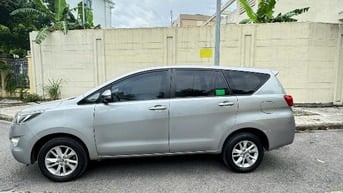 INNOVA 2.0E  cuối 2019 số sàn biển 30F/5 số Hn rất đẹp 