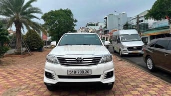 Toyota Fortuner Sportivo 2016 1 cầu Trắng