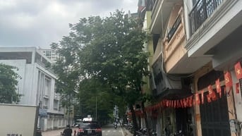 Bán nhà KBT 7,5 Tầng Mặt phố Ngọc Khánh – Nguyễn Công Hoan